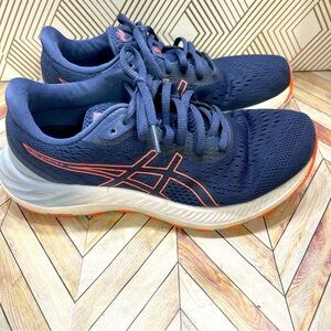 ASICS Gel Excite‎ AmpliFoam size 6 SB2